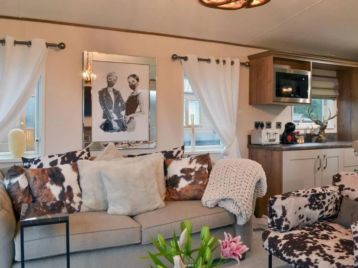 Luxury Boutique Style Lodge With Hot Tub Bridlington Ferienhaus