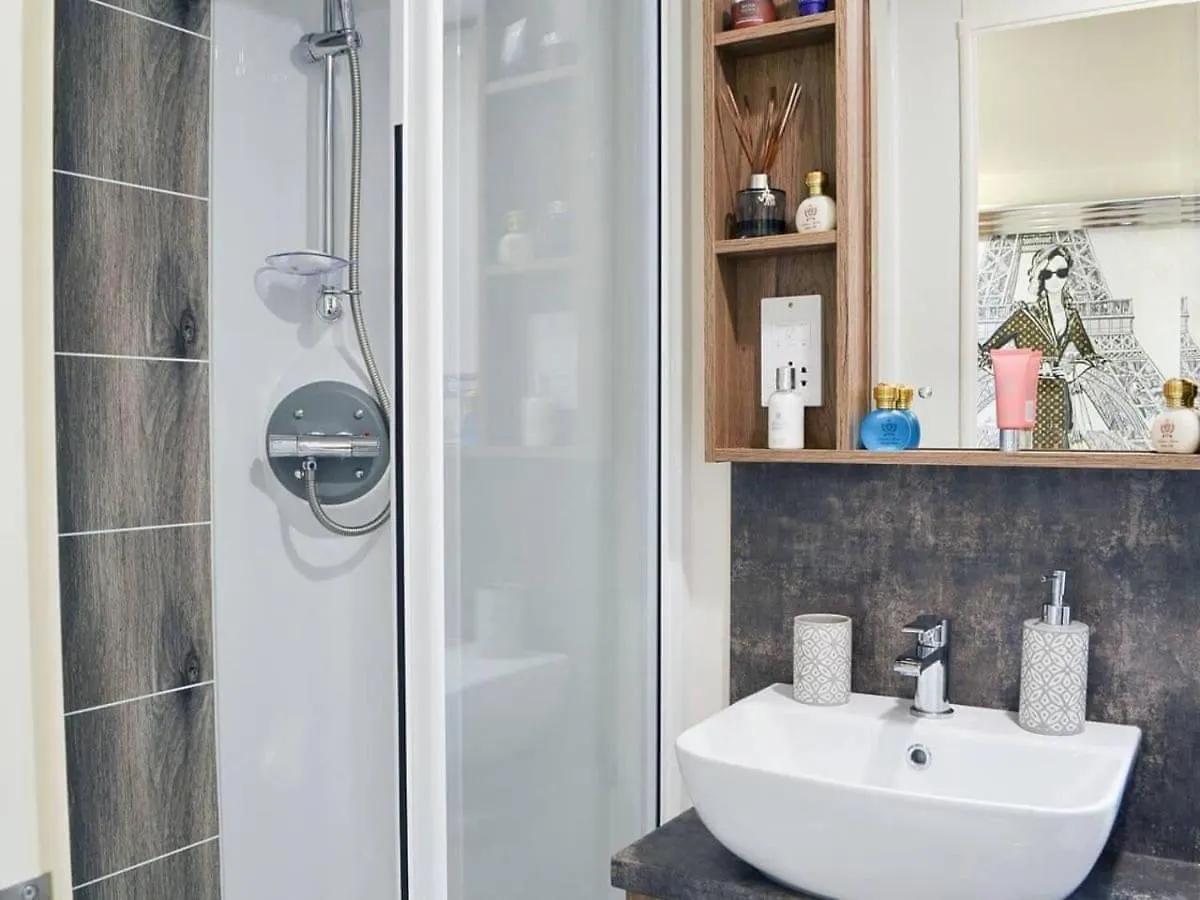 Luxury Boutique Style Lodge With Hot Tub Bridlington Ferienhaus
