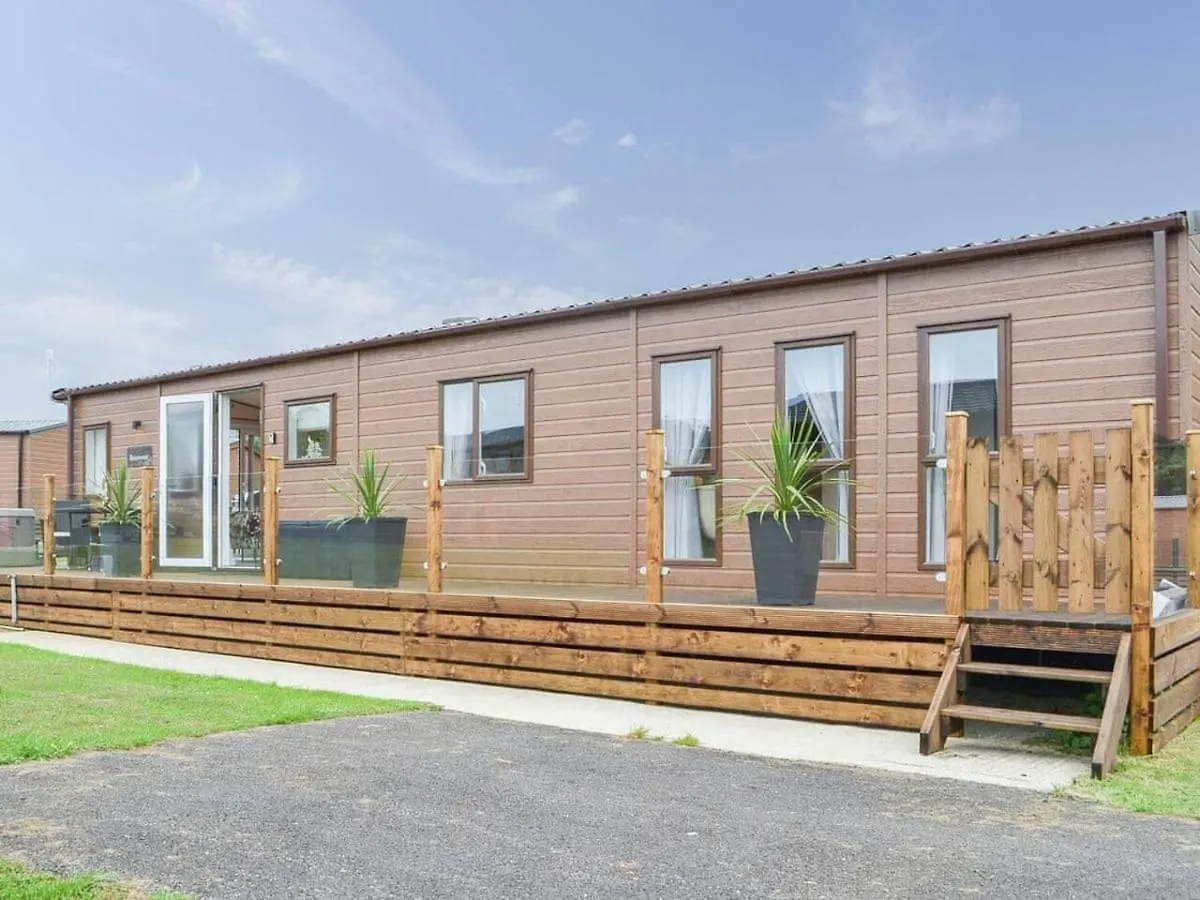 Ferienhaus Luxury Boutique Style Lodge With Hot Tub Bridlington