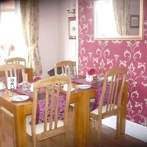 4* Couette-café The Broadfield